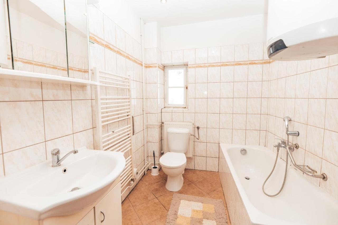 Schupplerova Vila Hostejn Buitenkant foto
