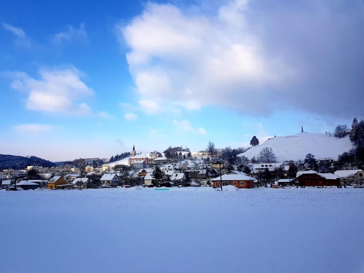 Schupplerova Vila Hostejn Buitenkant foto