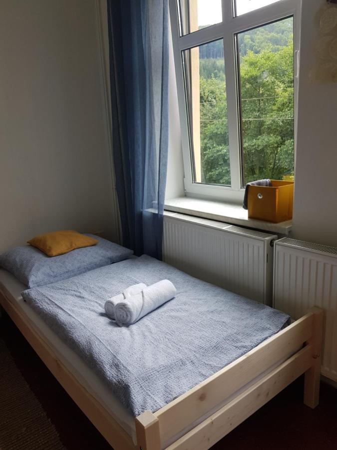 Schupplerova Vila Hostejn Buitenkant foto