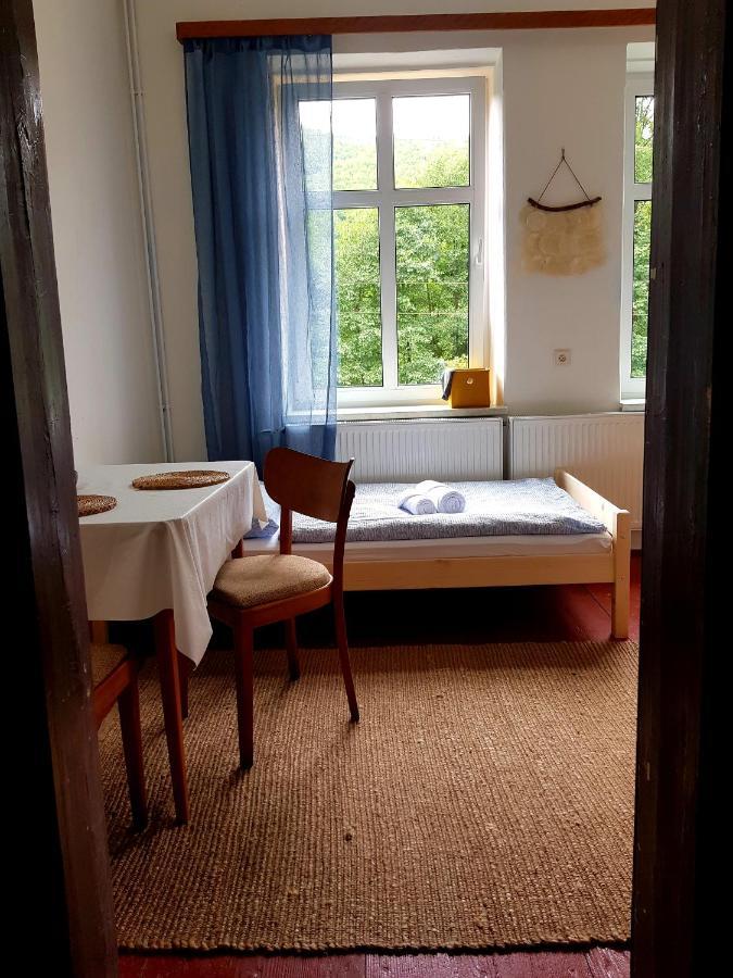 Schupplerova Vila Hostejn Buitenkant foto